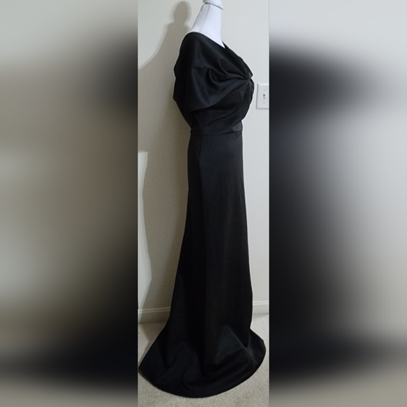 NWT Women’s Off The Shoulder Black Formal Maxi Dress, Mermaid Size L (8/10) - Picture 8 of 13